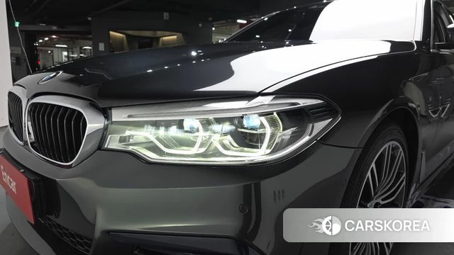 BMW 5 Series (G30) id 4557399 из Кореи 14