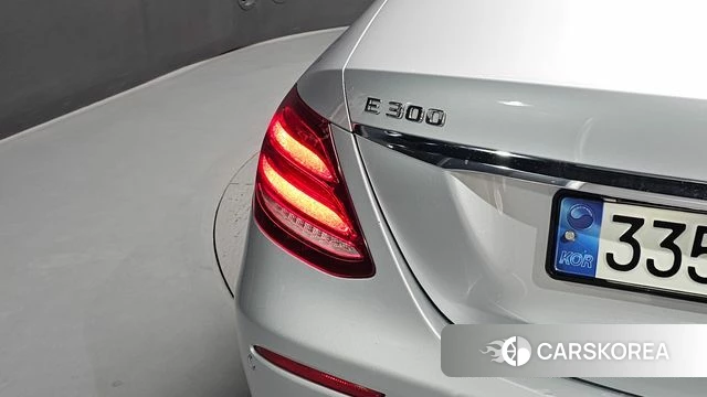 Mercedes-Benz E-Class W213 id 4698955 из Кореи 14