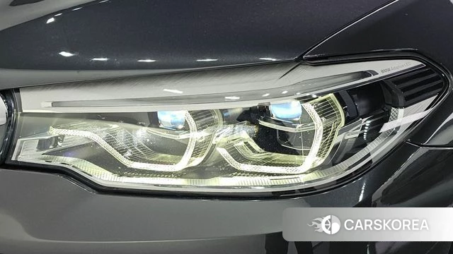 BMW 5 Series (G30) id 4776353 из Кореи 14