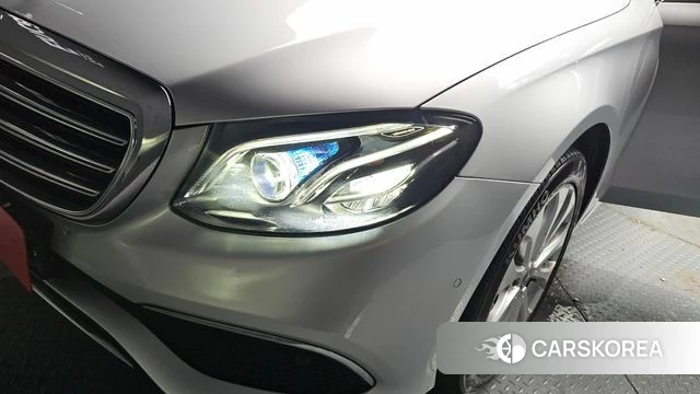 Mercedes-Benz E-Class W213 id 4384613 из Кореи 14