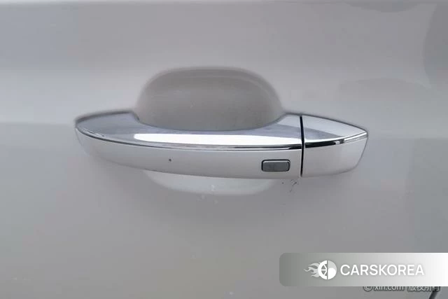 Roewe eRX5 id 3913786 из Китая 14