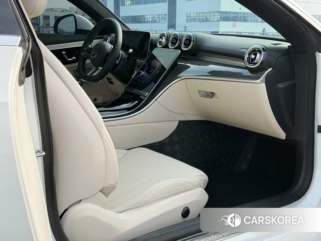 Mercedes-Benz CLE level id 4254160 из Китая 14