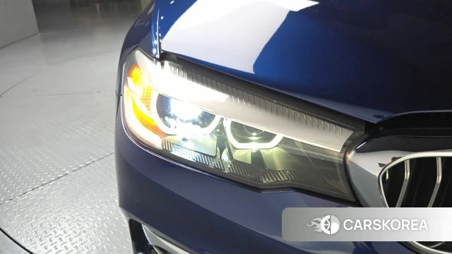 BMW 5 Series (G30) id 4294495 из Кореи 14
