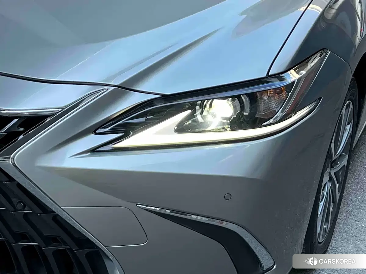 Lexus ES id 4628284 из Китая 14