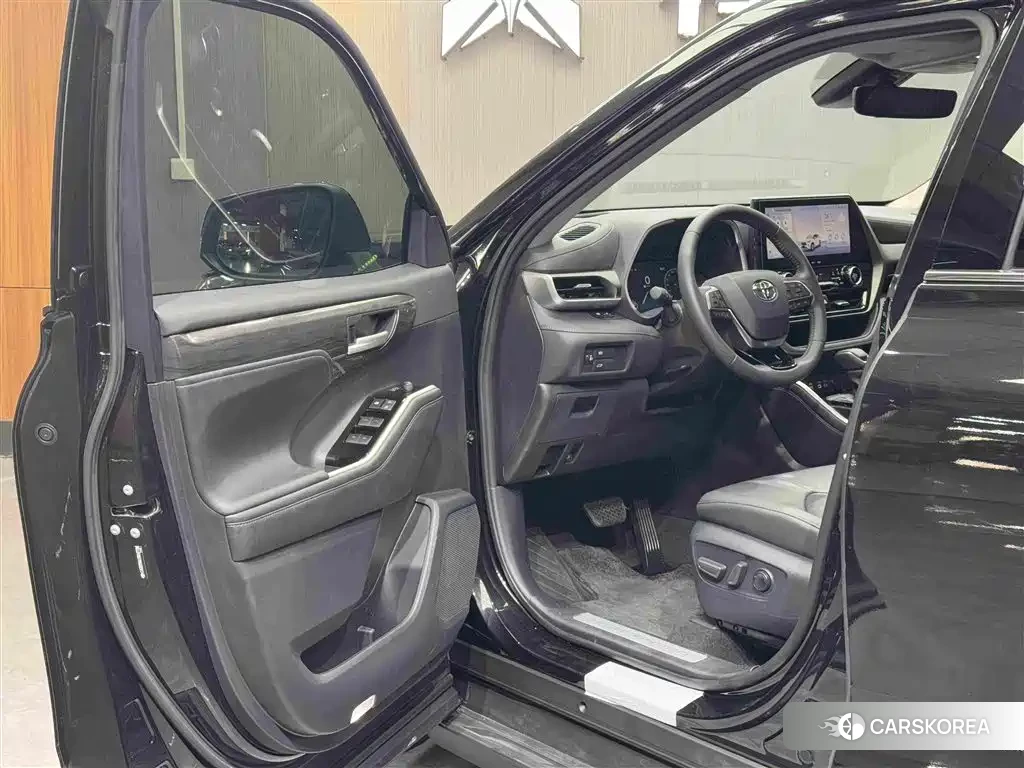 Toyota Highlander id 4664567 из Китая 14