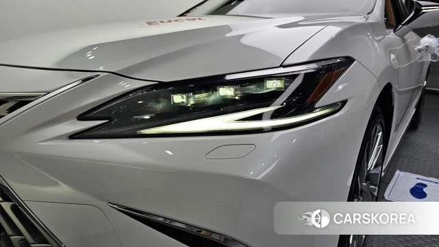 Lexus ES300h 7th generation id 4892757 из Кореи 14