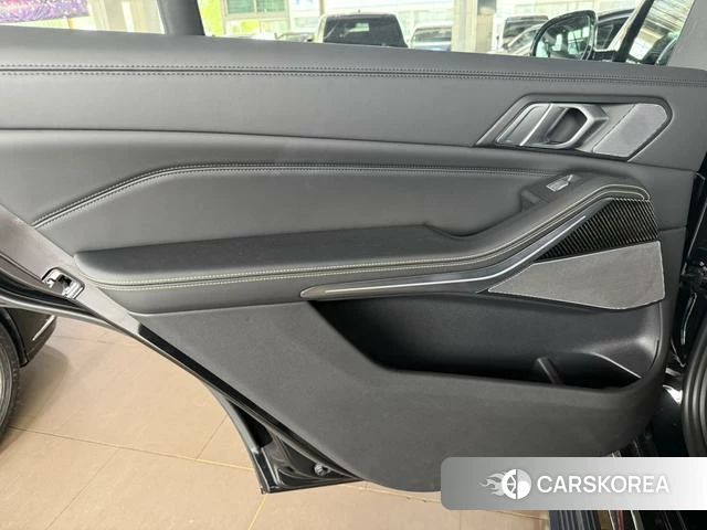 BMW X5 id 4275541 из Китая 14