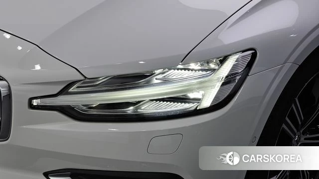 Volvo S60 3rd generation id 4377635 из Кореи 14