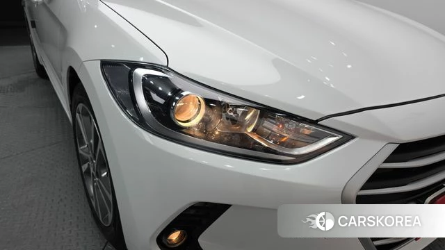 Hyundai Avante AD id 4363482 из Кореи 14