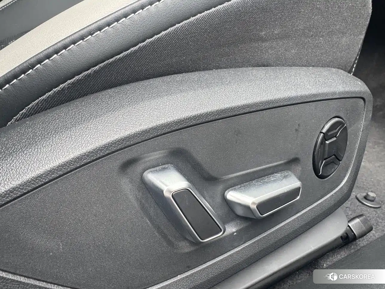 Audi A5L id 4589503 из Китая 14
