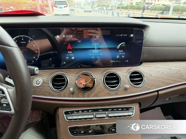 Mercedes-Benz E-class id 3875918 из Китая 14