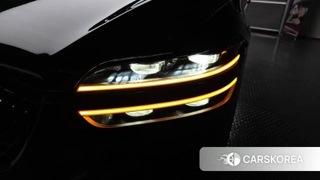 Genesis GV70 id 4604213 из Кореи 14