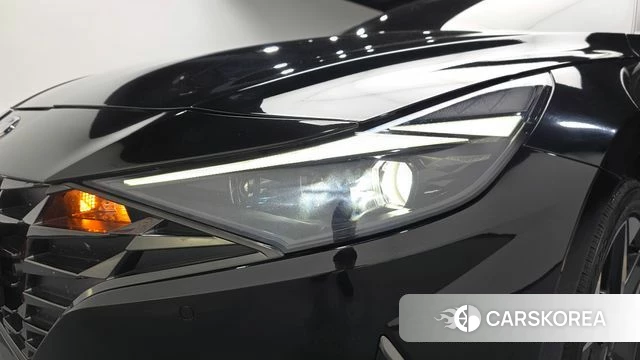 Hyundai Avante Hybrid (CN7) id 4671611 из Кореи 14