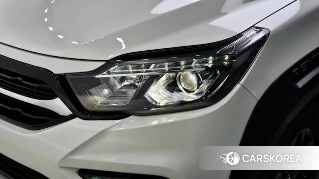 Ssangyong Rexton Sports id 4356137 из Кореи 14