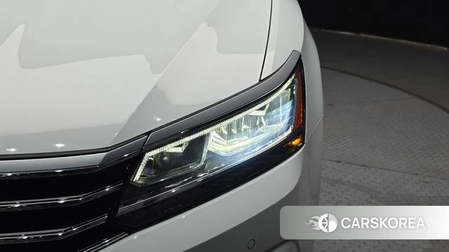 Volkswagen The New Passat id 4610416 из Кореи 14