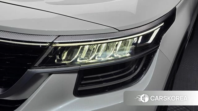 Kia Seltos id 4793563 из Кореи 14