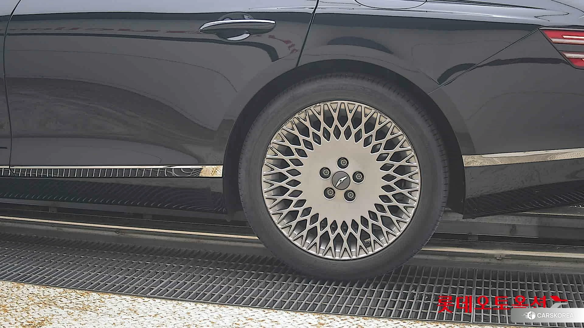 Hyundai G80 id 4902529 из Кореи 14