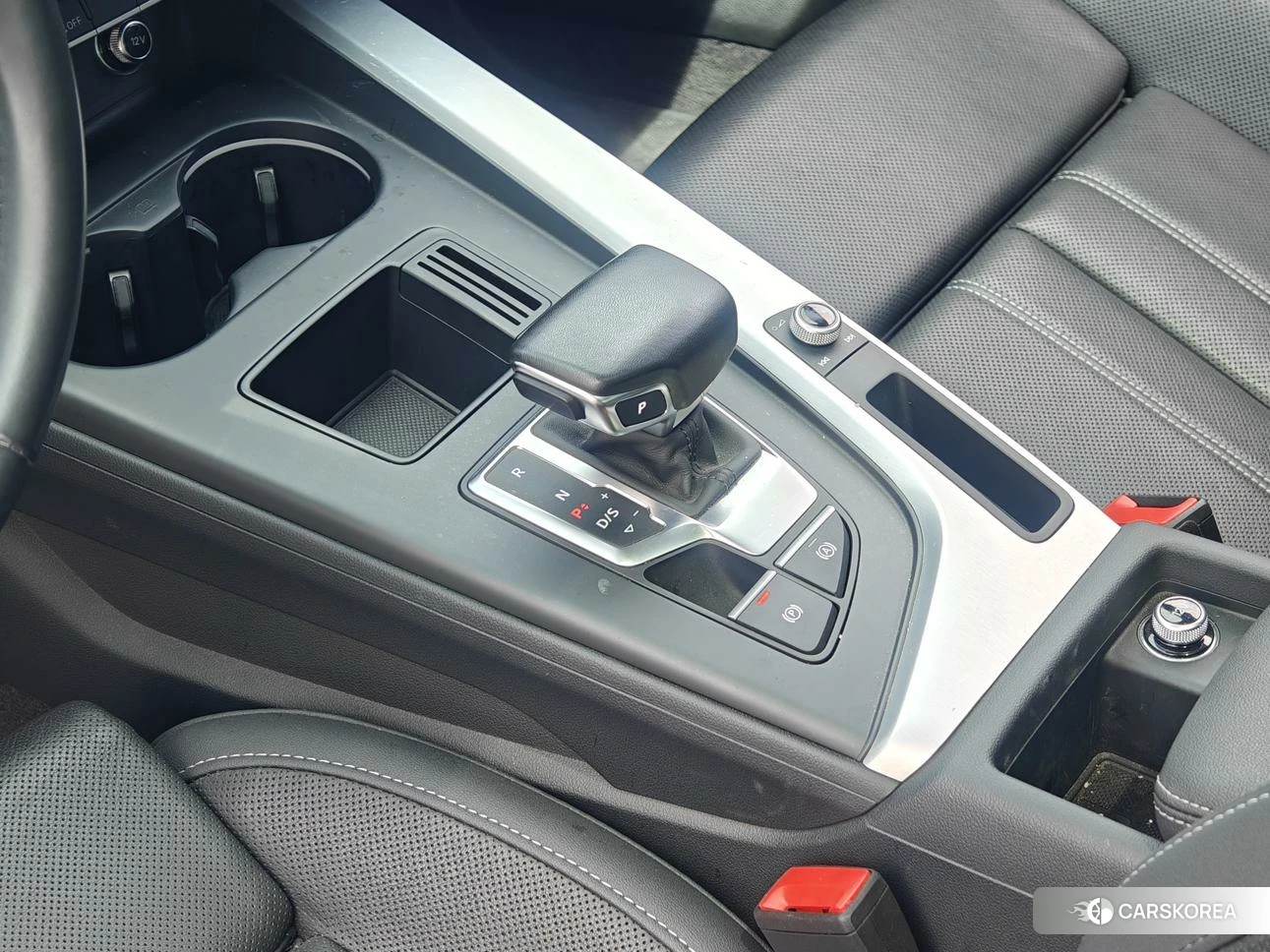 Audi A4L id 4455095 из Китая 14