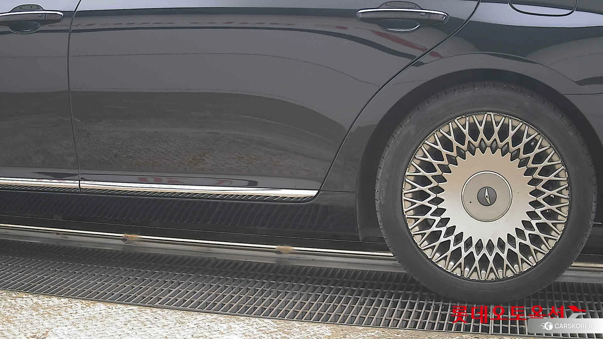 Hyundai G90 id 3869354 из Кореи 14