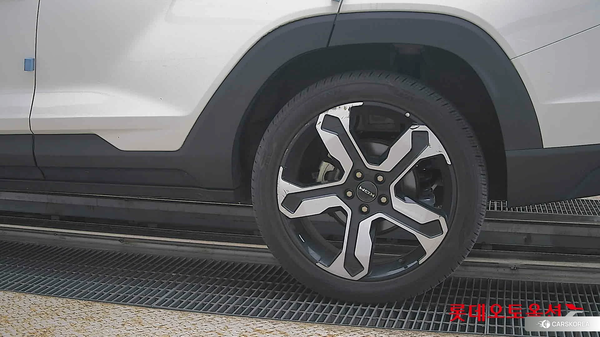 SsangYong Torres Hybrid id 4347411 из Кореи 14