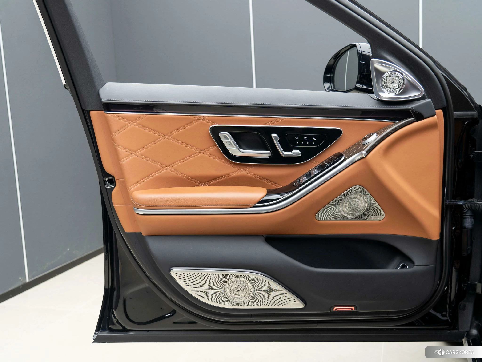 Mercedes-Benz Maybach S-class id 4473772 из Китая 14