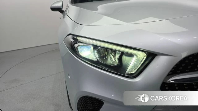 Mercedes-Benz A-Class W177 id 4657318 из Кореи 14