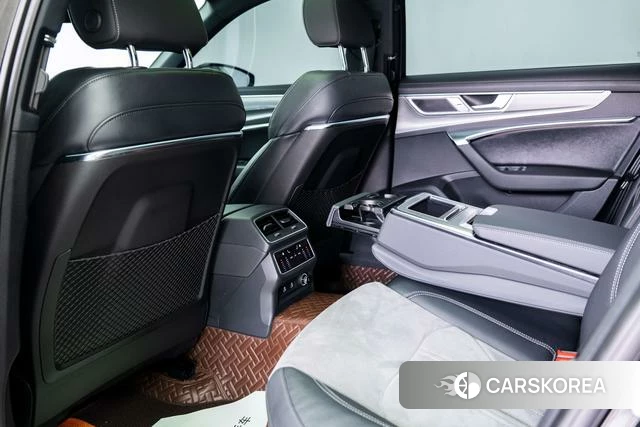 Audi A6L id 4263515 из Китая 14
