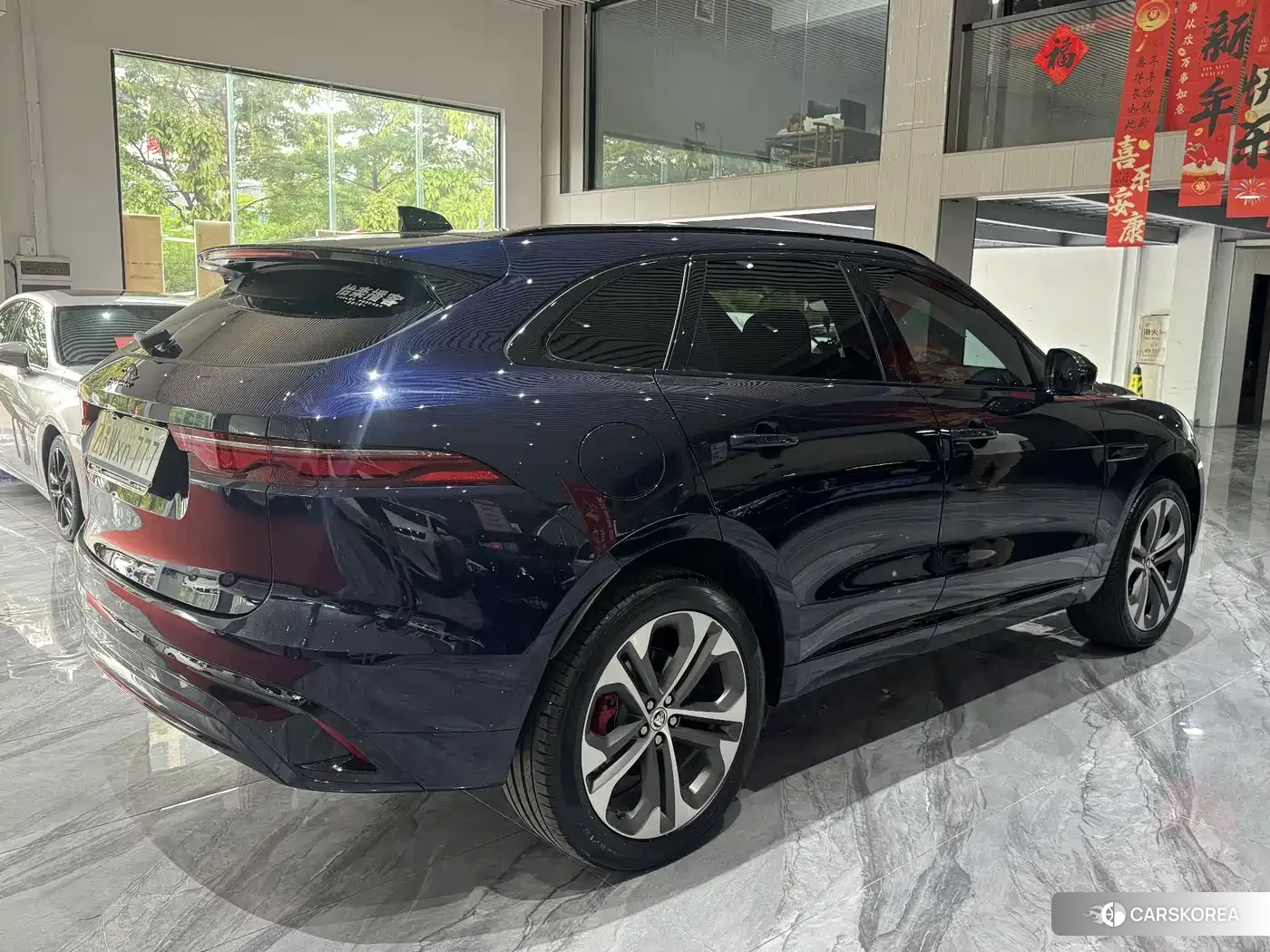 Jaguar F-PACE id 4546255 из Китая 14