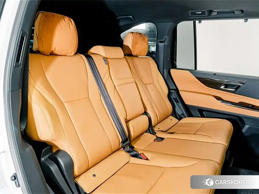 Lexus LX id 4514195 из Китая 14