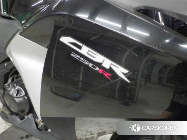 Honda CBR250R id 4184476 из Японии 14