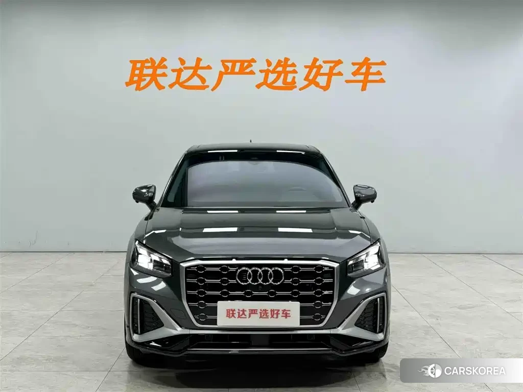Audi Q2L id 4628405 из Китая 14