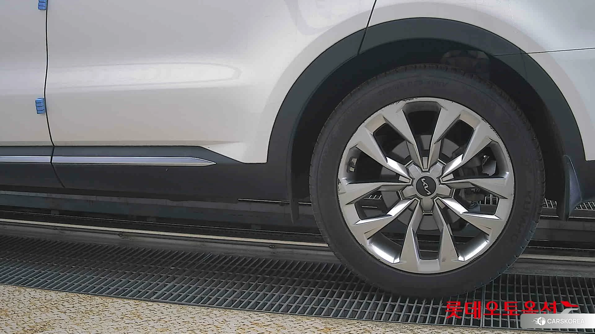 Kia Sorento id 4296897 из Кореи 14