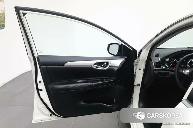 Nissan Xuan Yi id 4300336 из Китая 14
