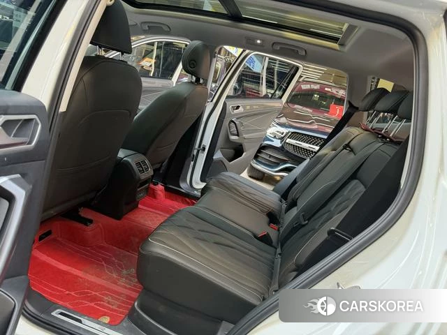 Volkswagen Tiguan L id 4275745 из Китая 14