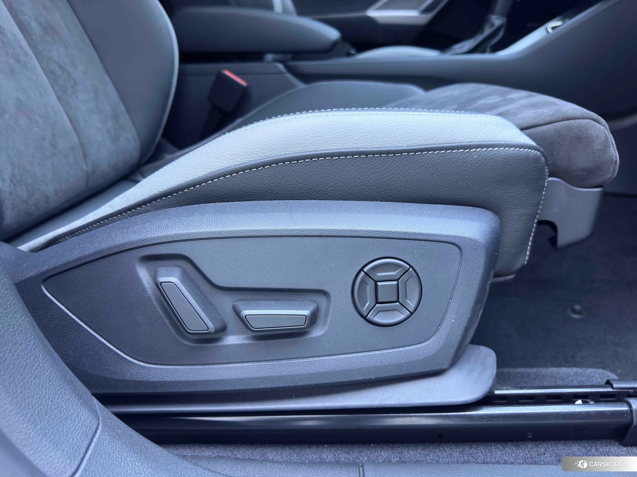 Audi Q3 id 4454528 из Китая 14