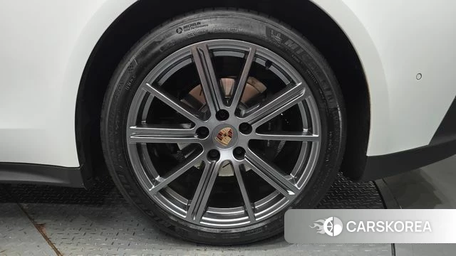 Porsche Panamera (976) id 4590438 из Кореи 14