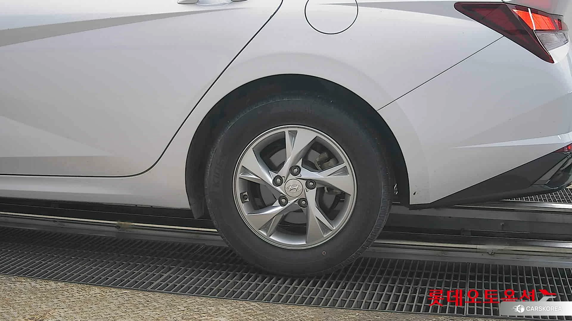 Hyundai Avante id 3869308 из Кореи 14