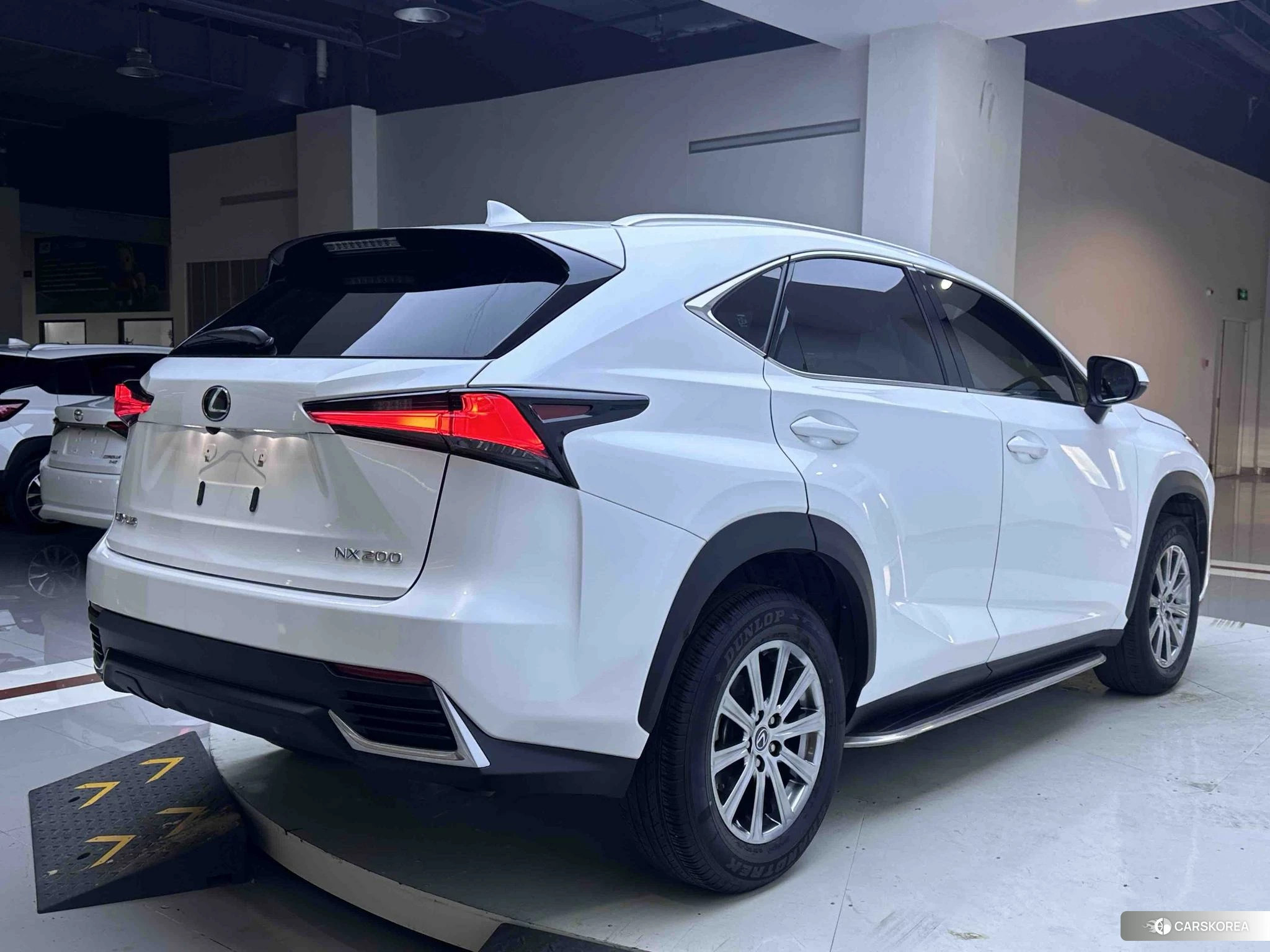 Lexus NX id 4455402 из Китая 14