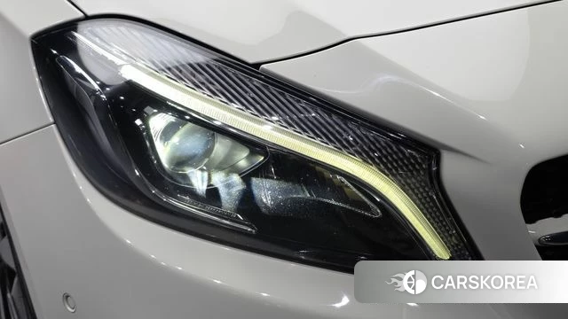 Mercedes-Benz A-Class W176 id 4678044 из Кореи 14