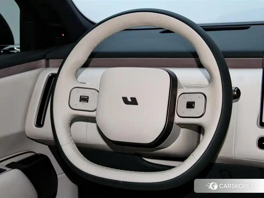 Ideal car Ideal L9 id 4539380 из Китая 14
