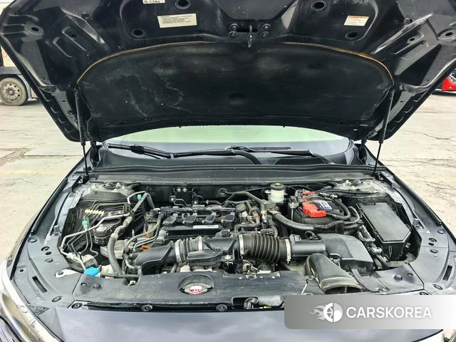 Honda Accord id 4328749 из Китая 14