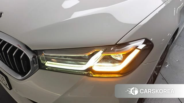 BMW 5 Series (G30) id 4349668 из Кореи 14