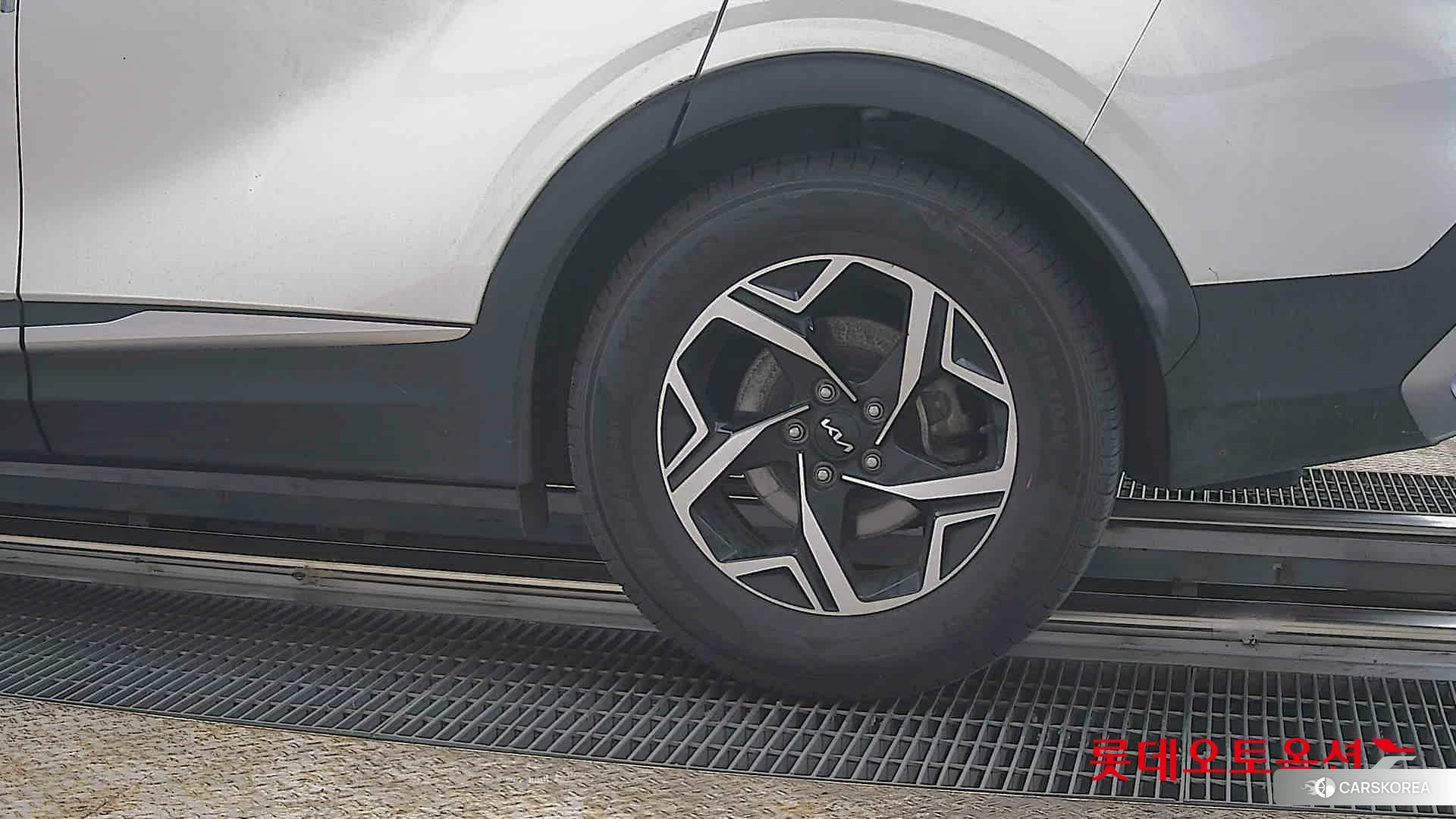 Kia Sportage id 3882163 из Кореи 14