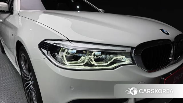 BMW 5 Series (G30) id 4662631 из Кореи 14