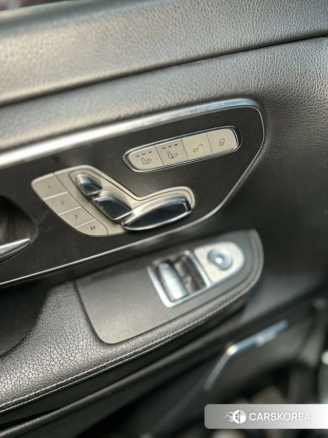 Mercedes-Benz V-class id 3890720 из Китая 13