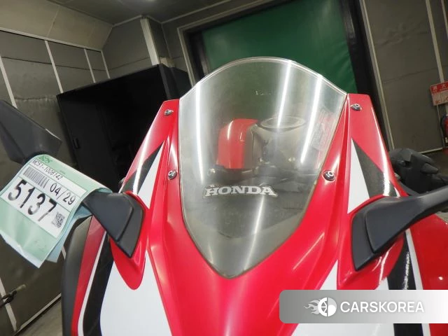 Honda CBR250RR id 4184408 из Японии 14