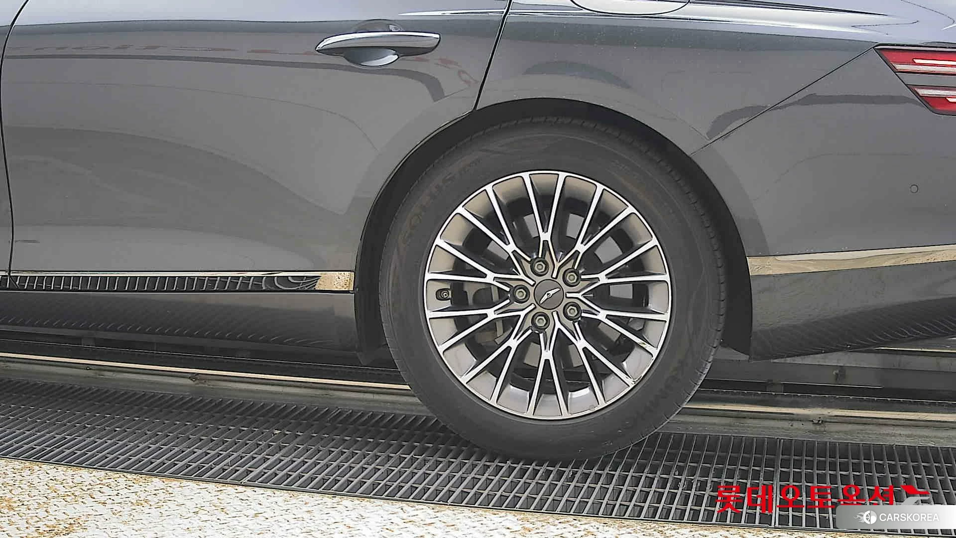 Hyundai G80 id 4296761 из Кореи 14