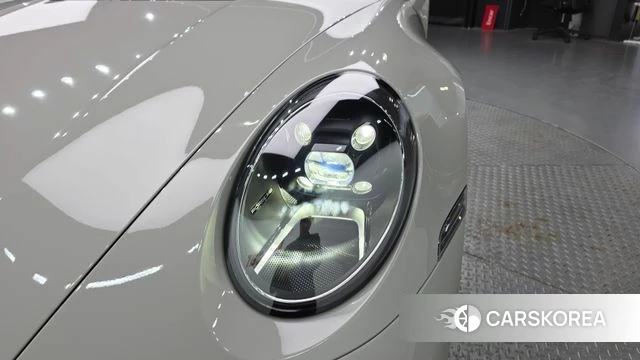 Porsche 911(992) id 4442781 из Кореи 14