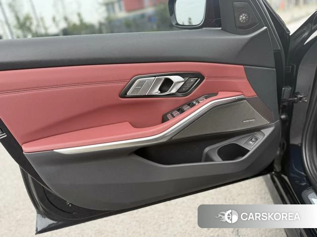 BMW 3 series id 4215227 из Китая 14