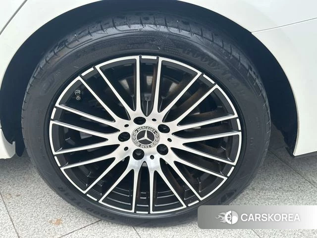 Mercedes-Benz Class C id 4313592 из Китая 14